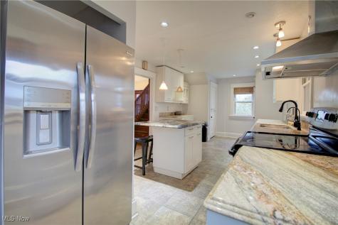 35 W 5th Avenue Berea OH 44017