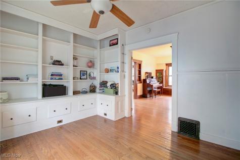 35 W 5th Avenue Berea OH 44017