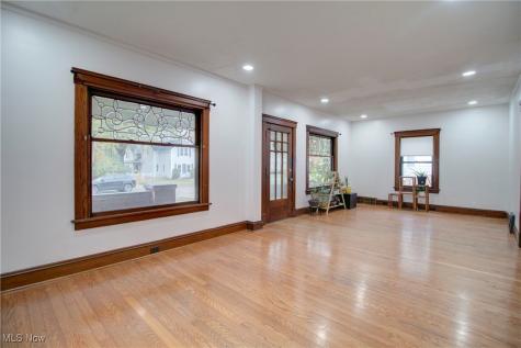 35 W 5th Avenue Berea OH 44017