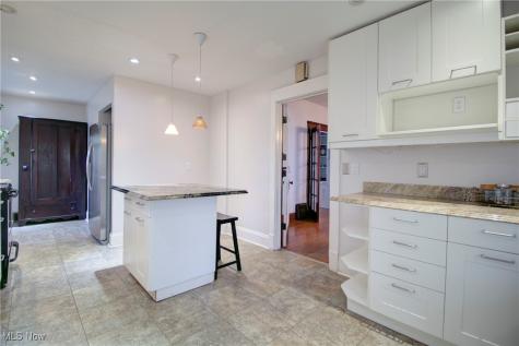 35 W 5th Avenue Berea OH 44017