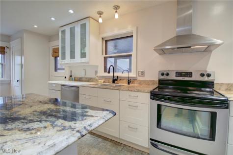 35 W 5th Avenue Berea OH 44017