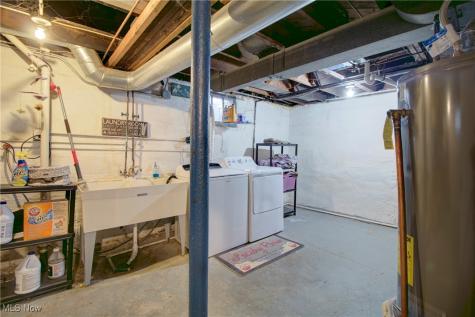 35 W 5th Avenue Berea OH 44017