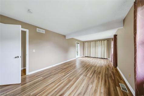 6103 Ely Vista Drive Parma OH 44129