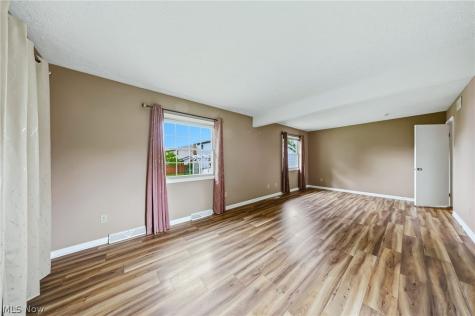 6103 Ely Vista Drive Parma OH 44129