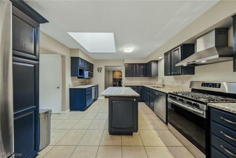 6103 Ely Vista Drive Parma OH 44129