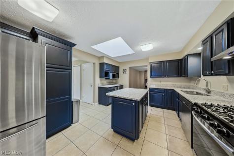 6103 Ely Vista Drive Parma OH 44129