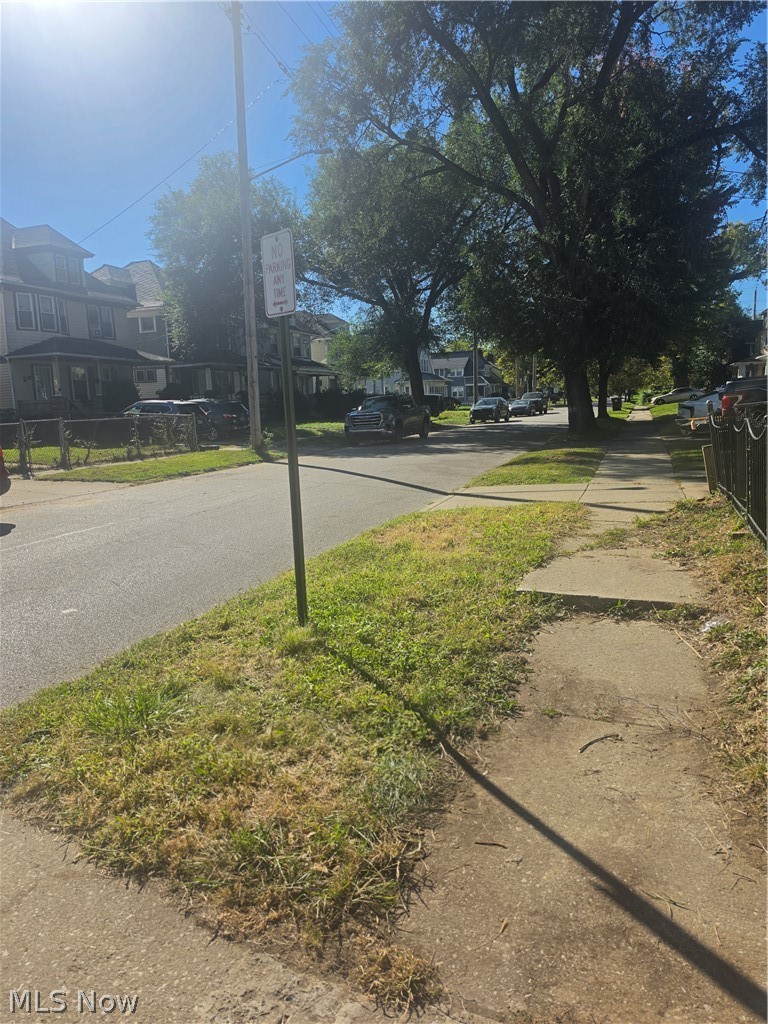 9509 Kempton Avenue Cleveland OH 44108