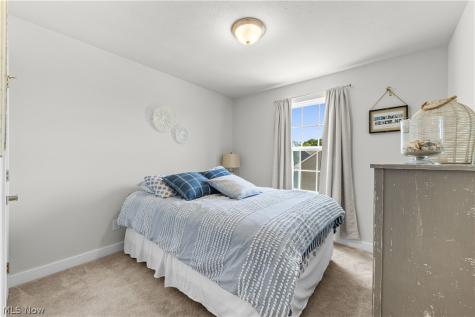 1678 Mcguinness Avenue Streetsboro OH 44241