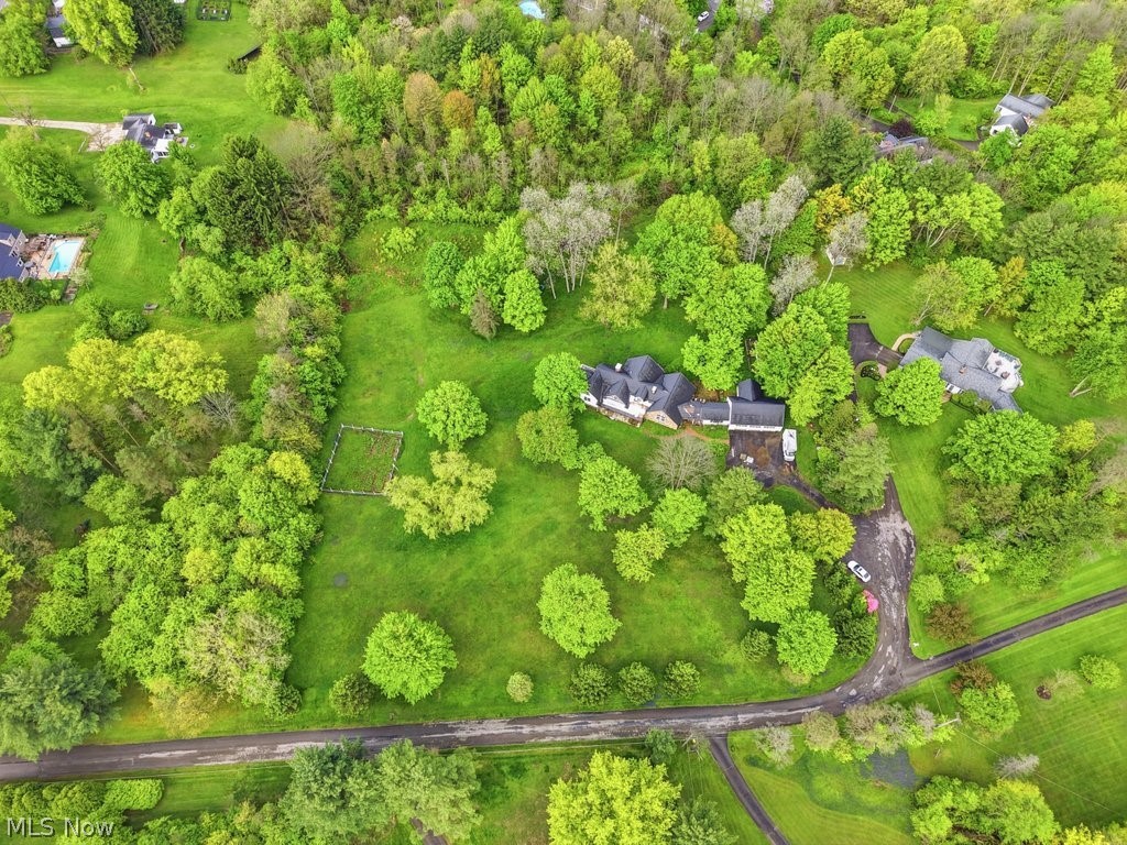 7151 Cabot Lane Chagrin Falls OH 44022