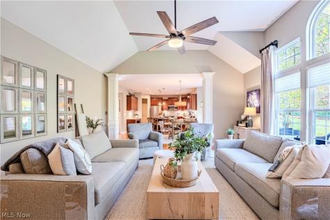 4366 Roxburghe Drive Brecksville OH 44141