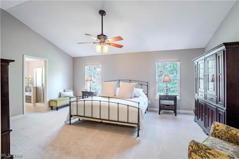 4366 Roxburghe Drive Brecksville OH 44141