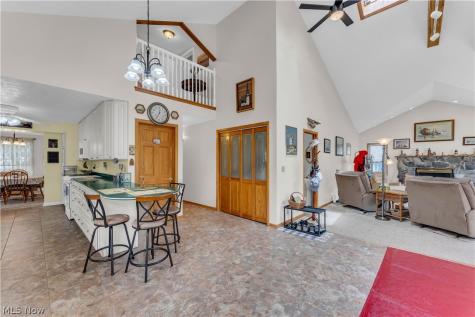 5295 Broadway Lorain OH 44052