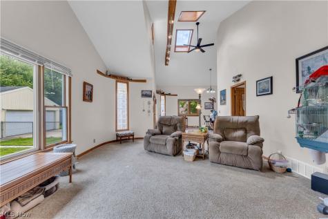 5295 Broadway Lorain OH 44052