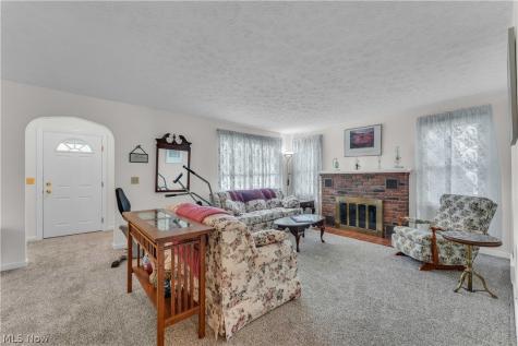 5295 Broadway Lorain OH 44052
