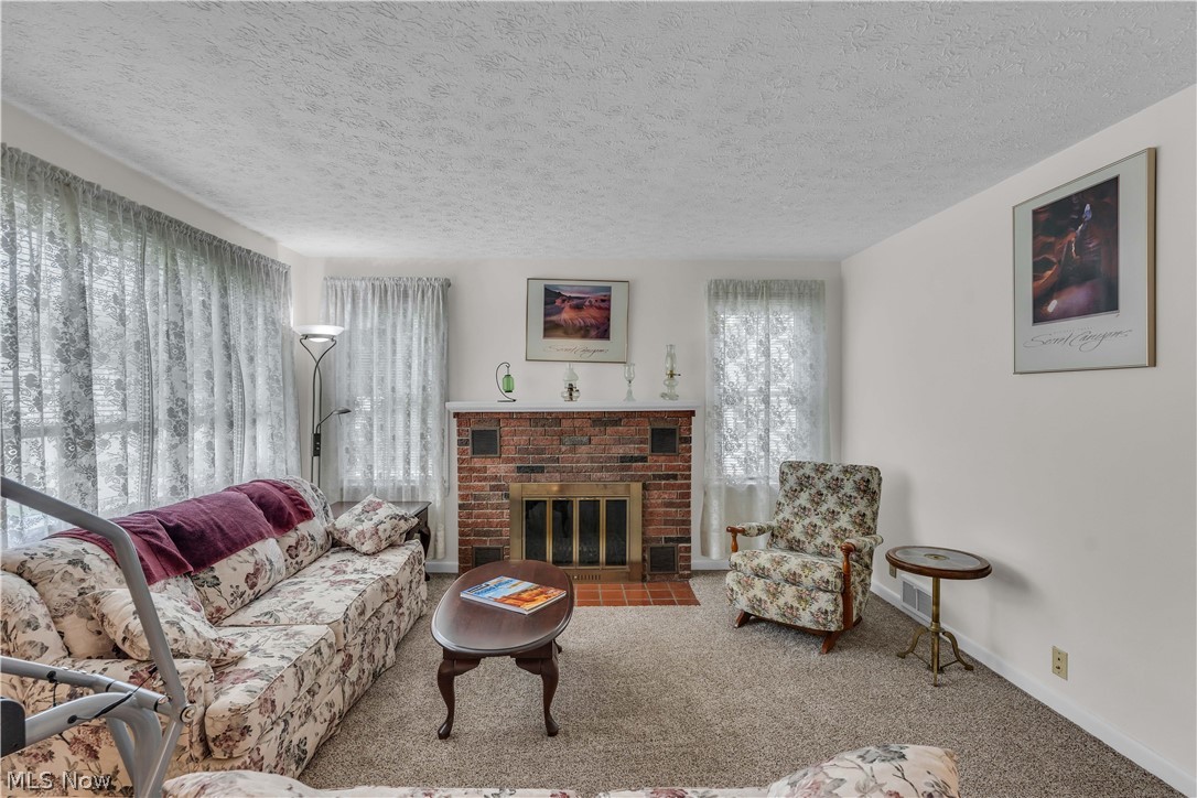 5295 Broadway Lorain OH 44052