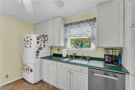 5295 Broadway Lorain OH 44052