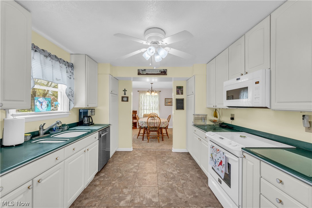 5295 Broadway Lorain OH 44052