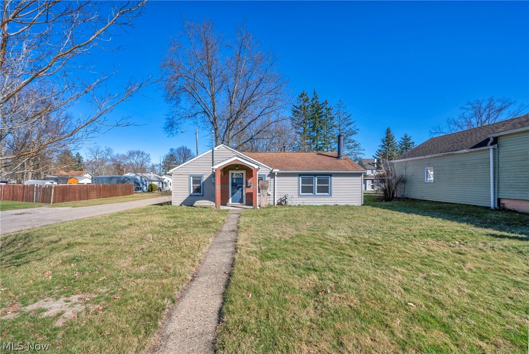 717 Garfield Avenue Alliance OH 44601