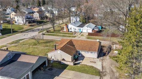 717 Garfield Avenue Alliance OH 44601