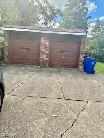 15802 Judson Drive Cleveland OH 44128