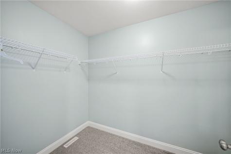 10921 Fox Den Circle Garrettsville OH 44231