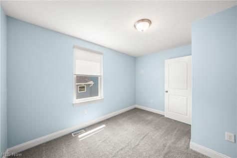 10921 Fox Den Circle Garrettsville OH 44231