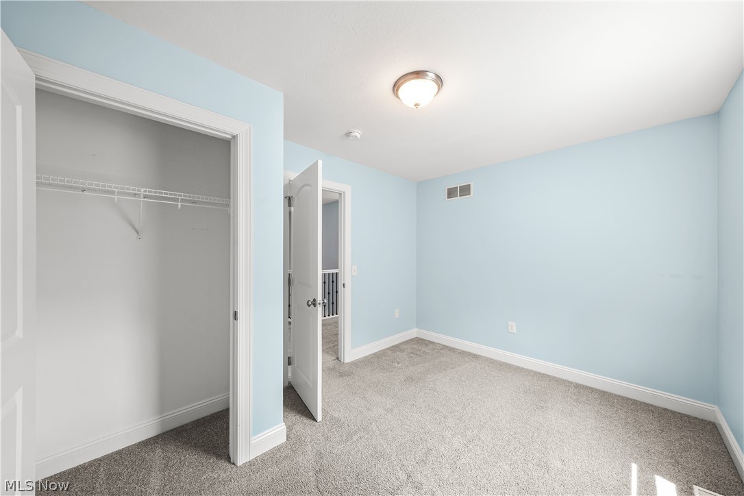 10921 Fox Den Circle Garrettsville OH 44231