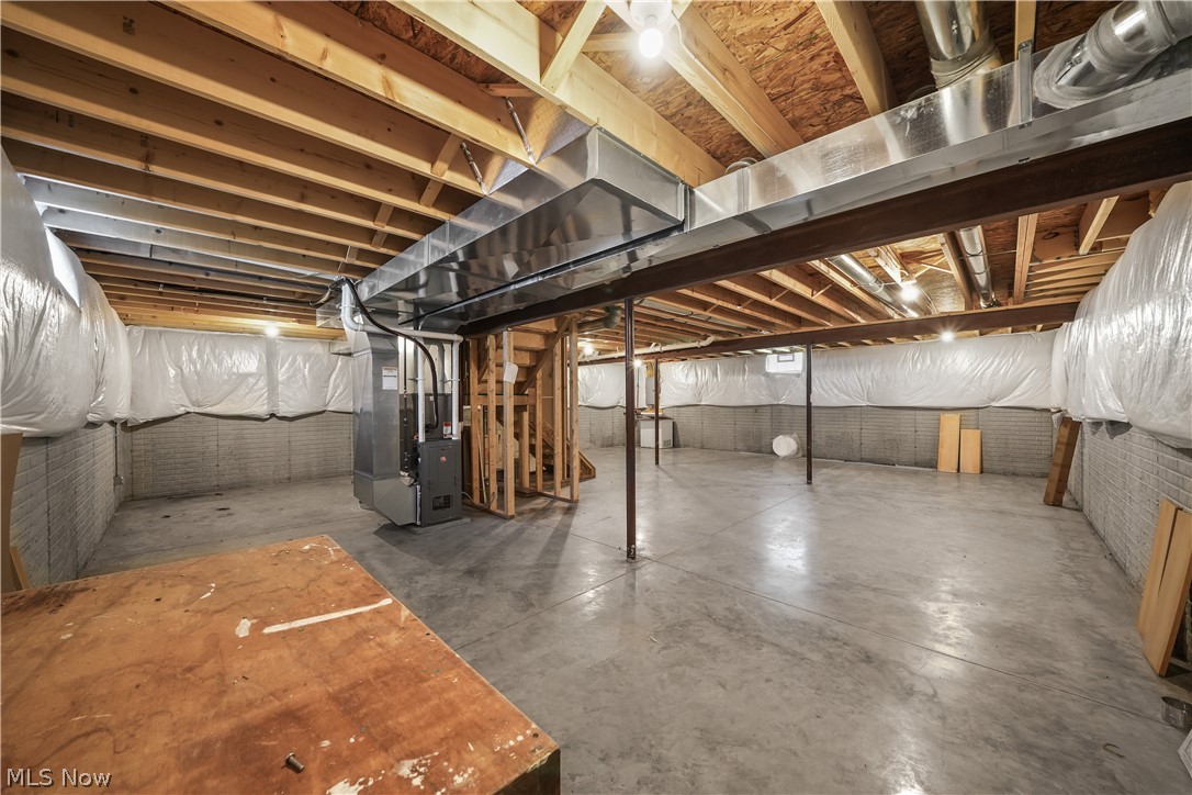 10921 Fox Den Circle Garrettsville OH 44231