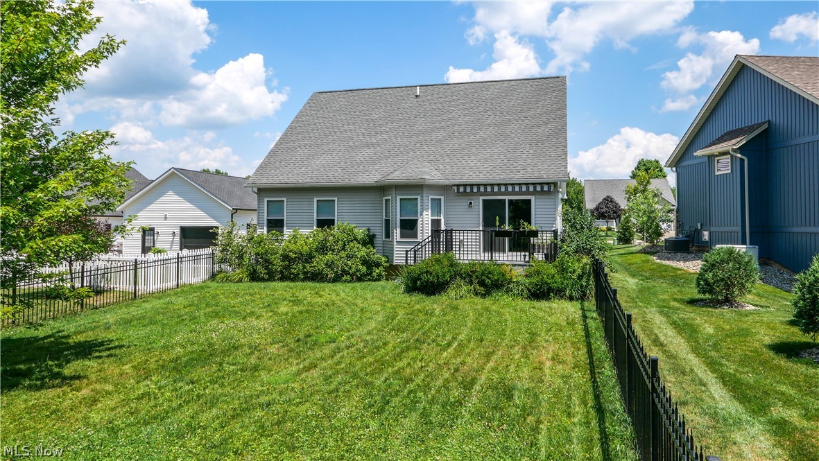 10921 Fox Den Circle Garrettsville OH 44231