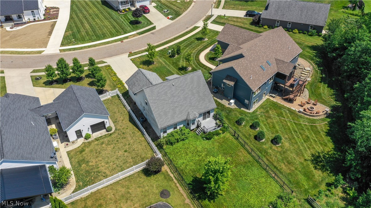 10921 Fox Den Circle Garrettsville OH 44231