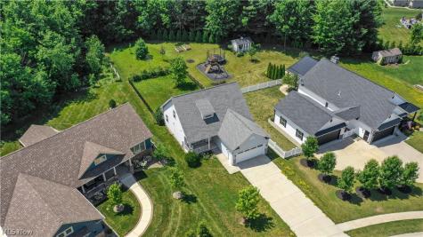 10921 Fox Den Circle Garrettsville OH 44231