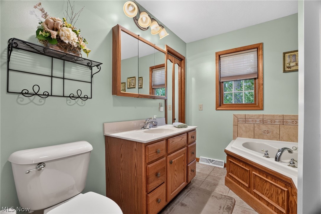 7424 Kingsboro Drive Conneaut OH 44030