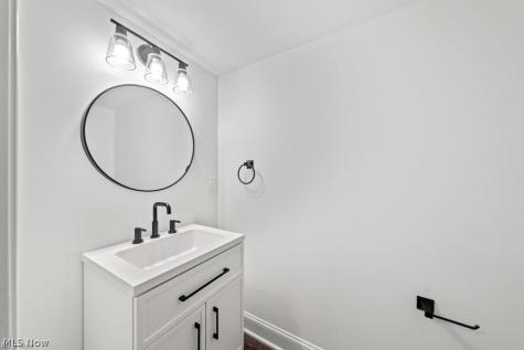 5204 Haverford Drive Lyndhurst OH 44124