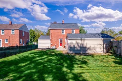 5204 Haverford Drive Lyndhurst OH 44124