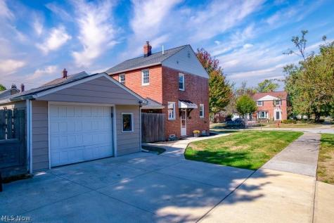 5204 Haverford Drive Lyndhurst OH 44124