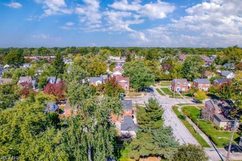 5204 Haverford Drive Lyndhurst OH 44124