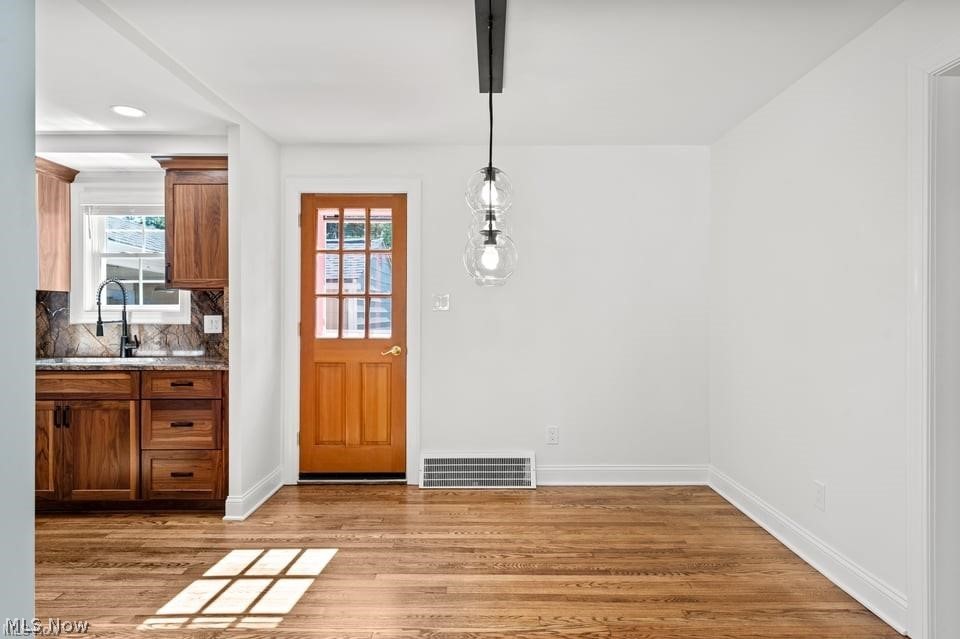 5204 Haverford Drive Lyndhurst OH 44124