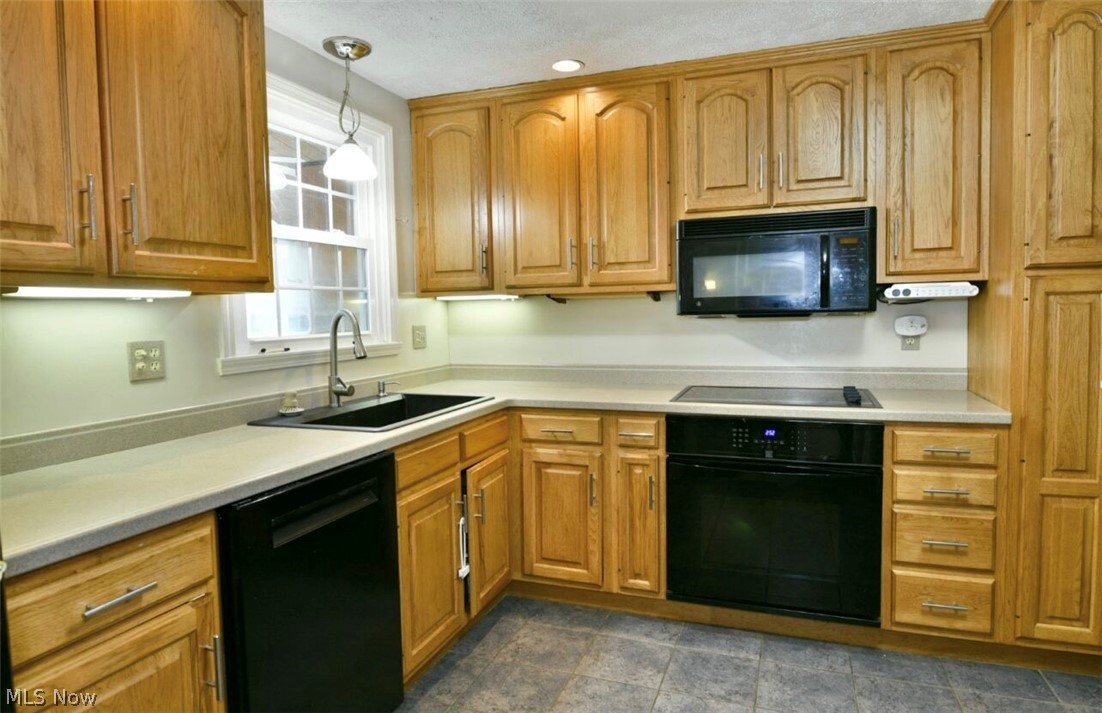 8559 Bayberry Drive NE Warren OH 44484