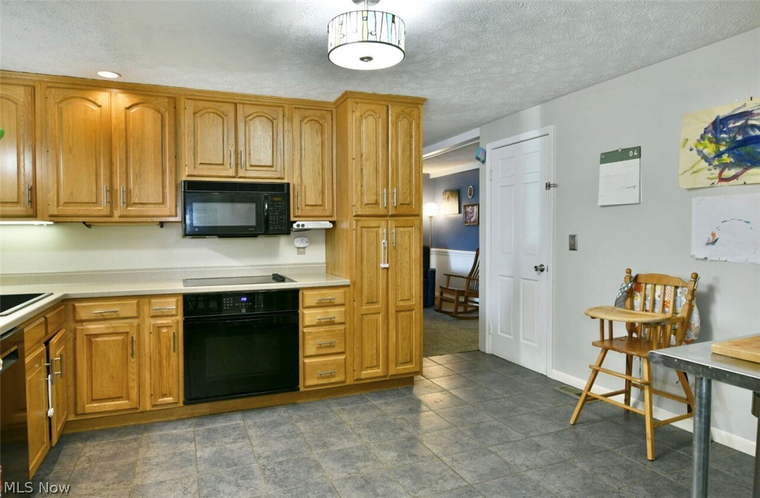 8559 Bayberry Drive NE Warren OH 44484
