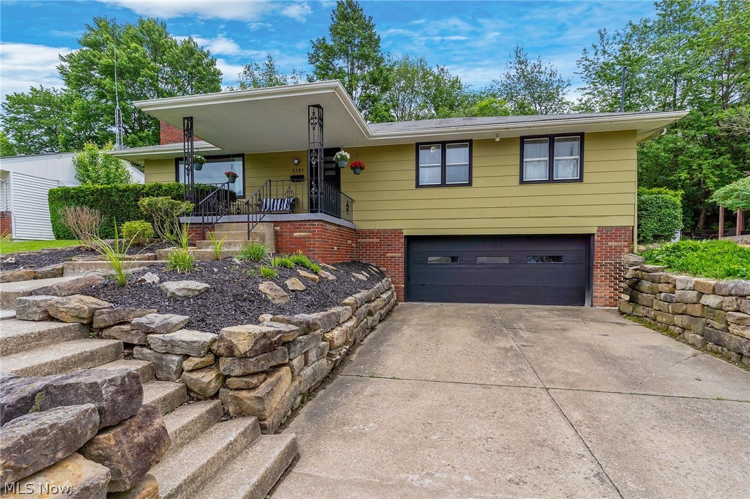 3781 Baymar Drive Youngstown OH 44511