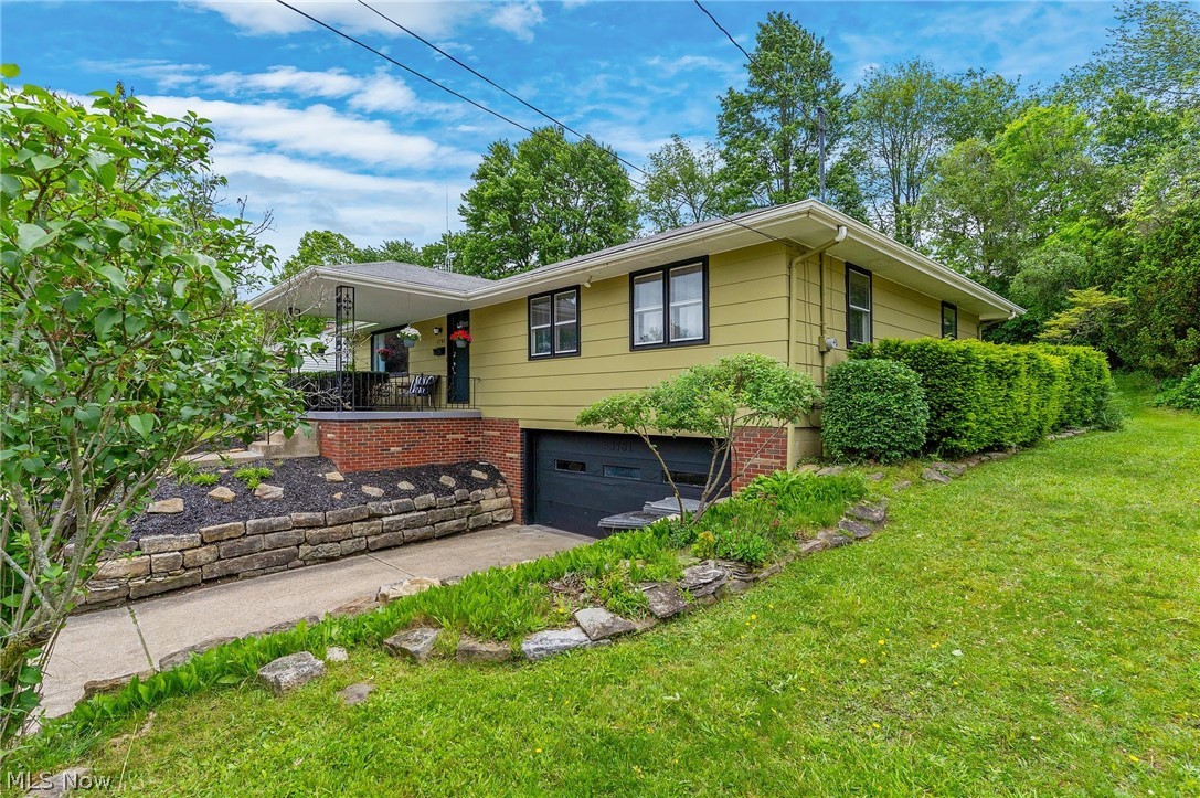 3781 Baymar Drive Youngstown OH 44511