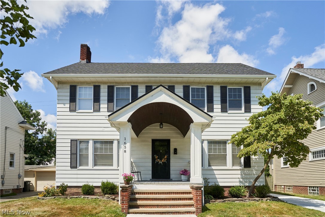 1658 Saint Charles Avenue Lakewood OH 44107