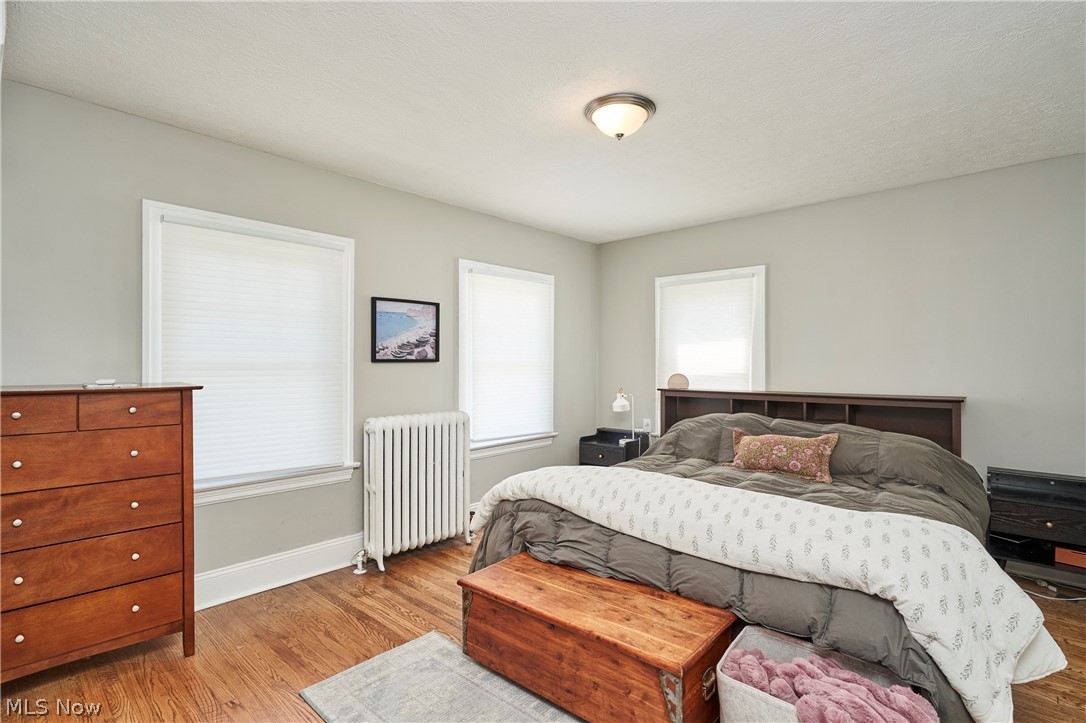1658 Saint Charles Avenue Lakewood OH 44107