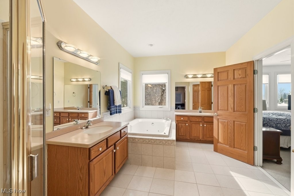 7982 Achill Court Sagamore Hills OH 44067