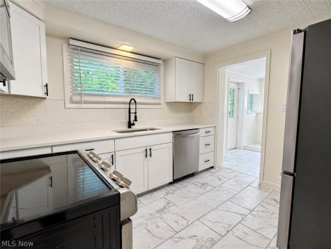 3679 Sanford Avenue Stow OH 44224