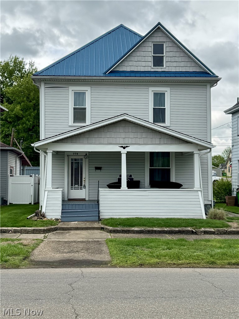776 S 6th Street Coshocton OH 43812