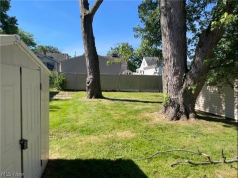 1539 Weston Avenue Youngstown OH 44514