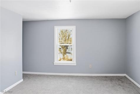 2458 Vestal Road Youngstown OH 44509