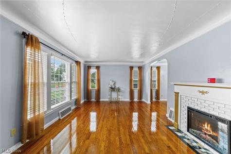 4231 W 62nd Street Cleveland OH 44144