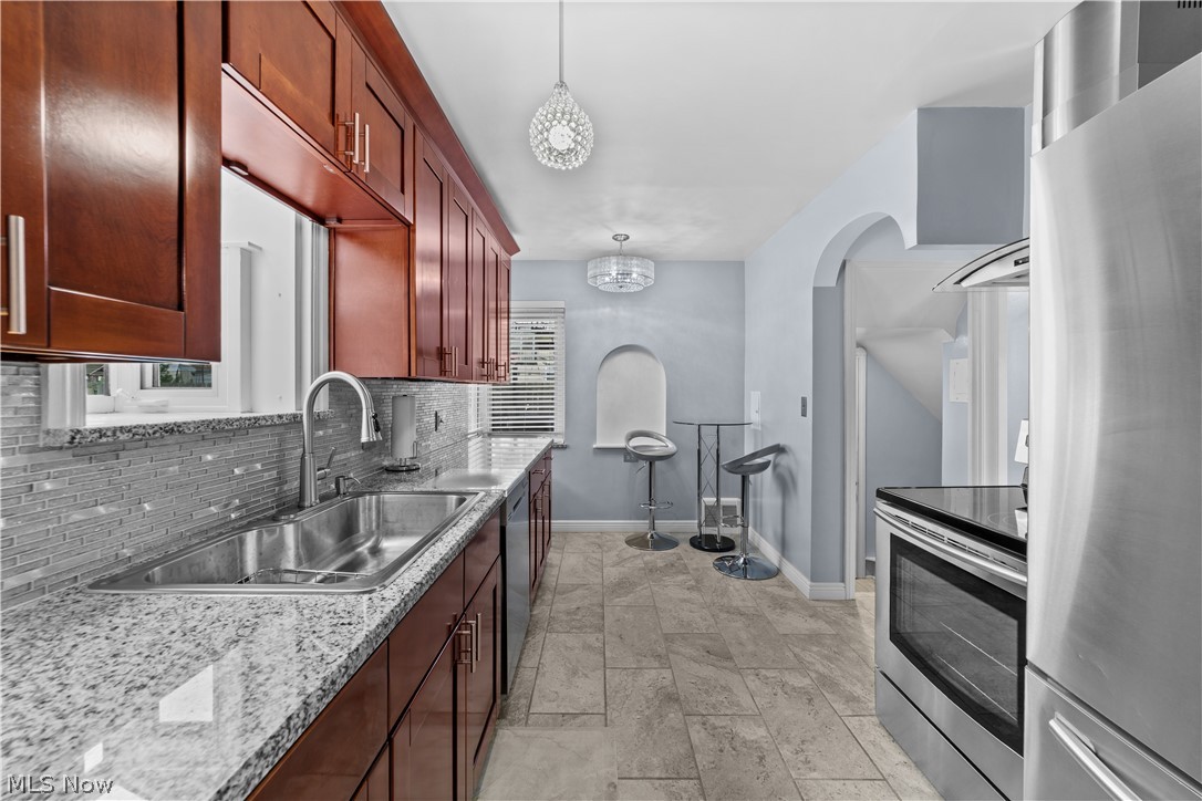 4231 W 62nd Street Cleveland OH 44144